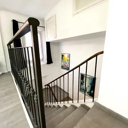 Serbes Floor Apartment Cannes